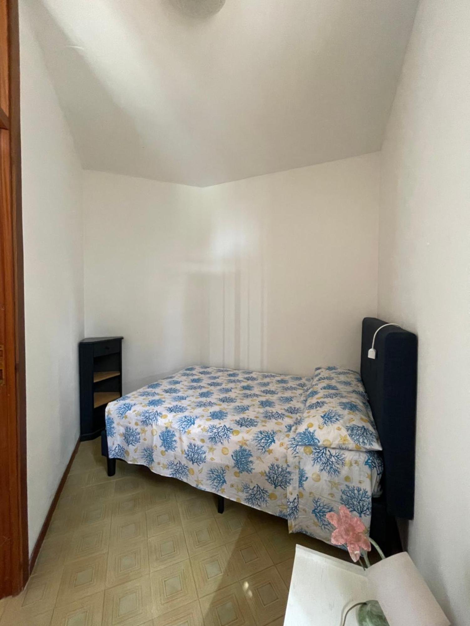 Gli Appartamenti Di Francuzzo Teulada Habitación foto