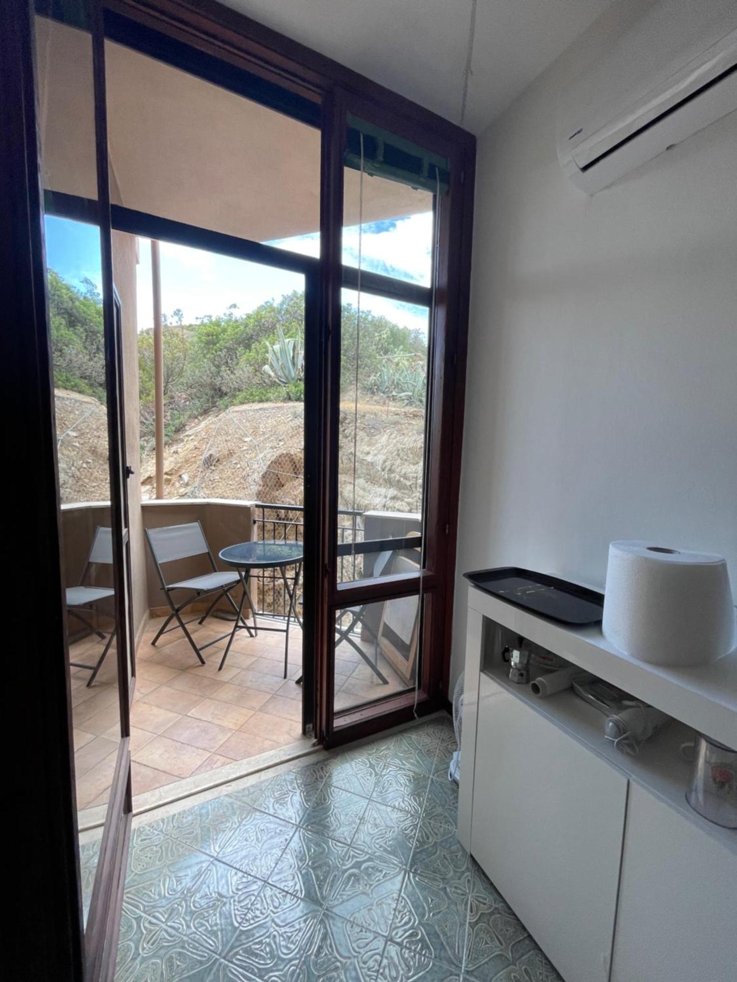 Gli Appartamenti Di Francuzzo Teulada Habitación foto