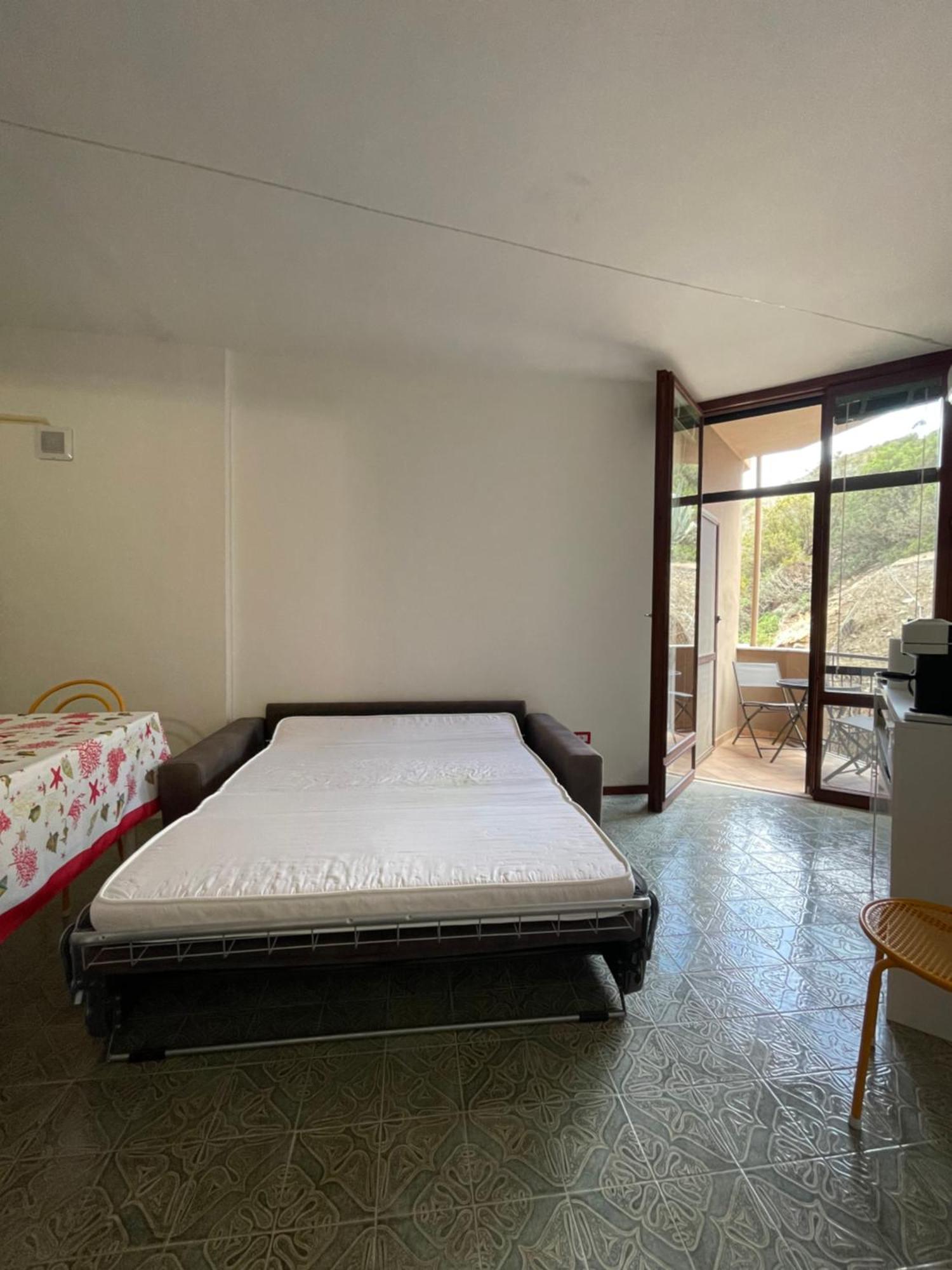 Gli Appartamenti Di Francuzzo Teulada Habitación foto